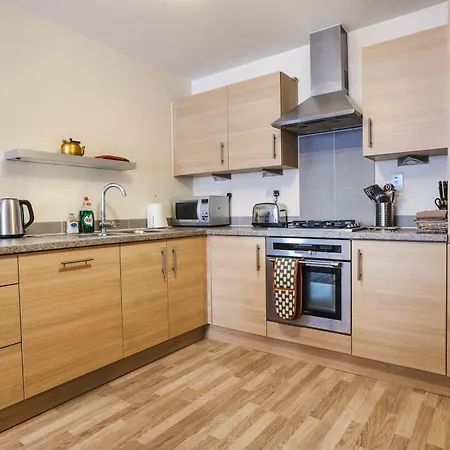 Centre Harbourside 2 Bedrooms 2 Bathrooms בריסטול